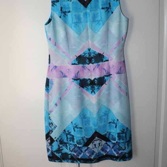 NWOT Ivanka Trump | Geometric Sheath Dress | 8 - Picture 9 of 16